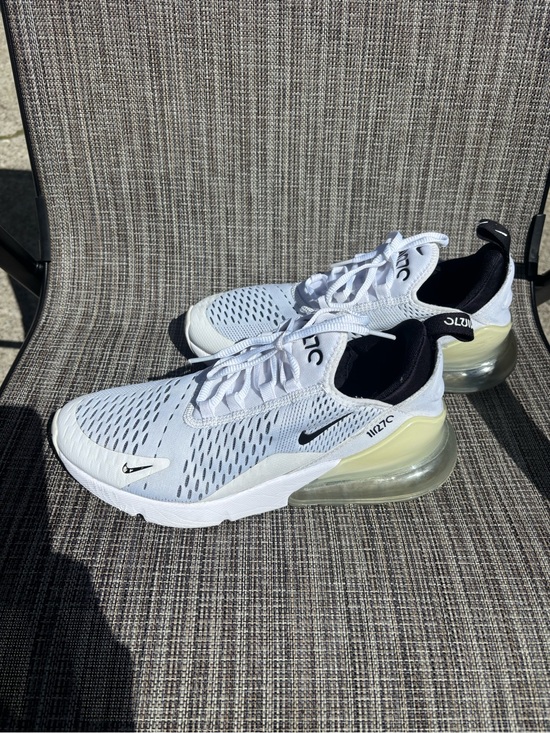Nike Shoes - Women’s Nike Air Max 270 Women’s White/Black Sneakers -Size 9